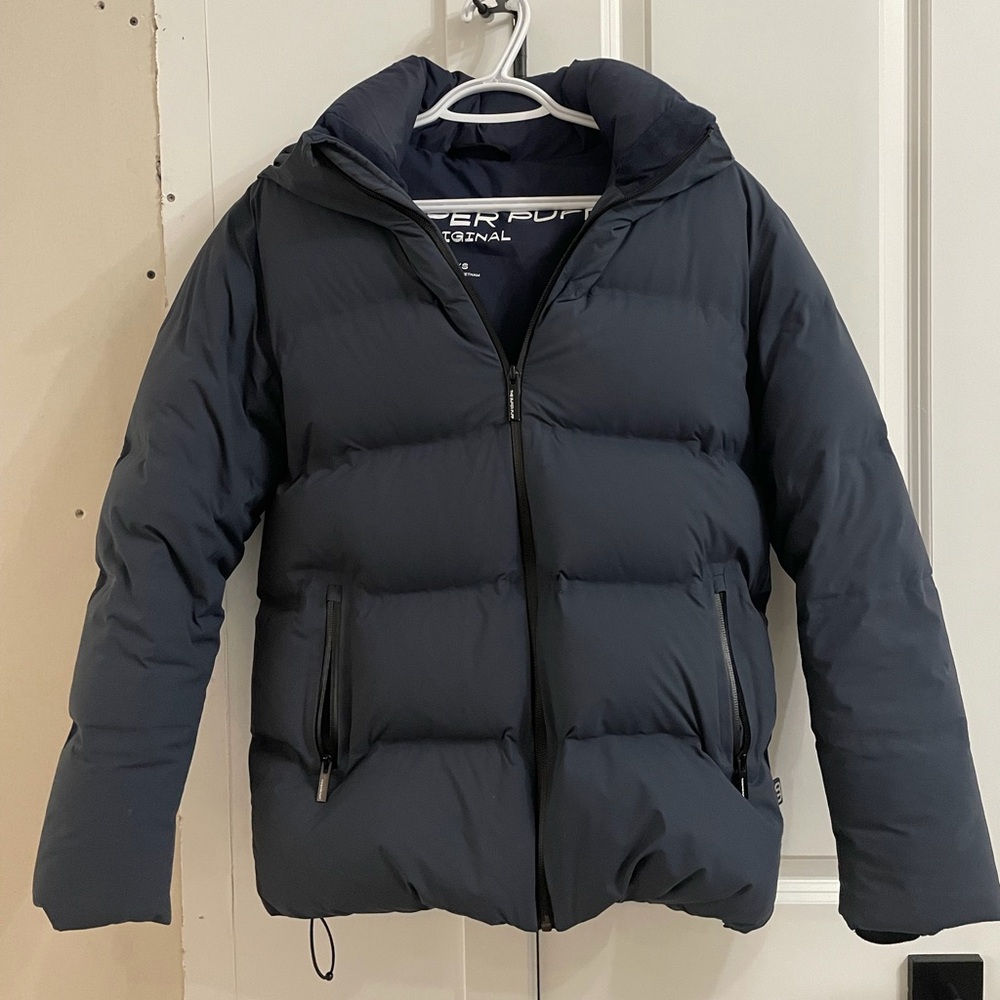 Aritzia Super Puff 2O Waterproof